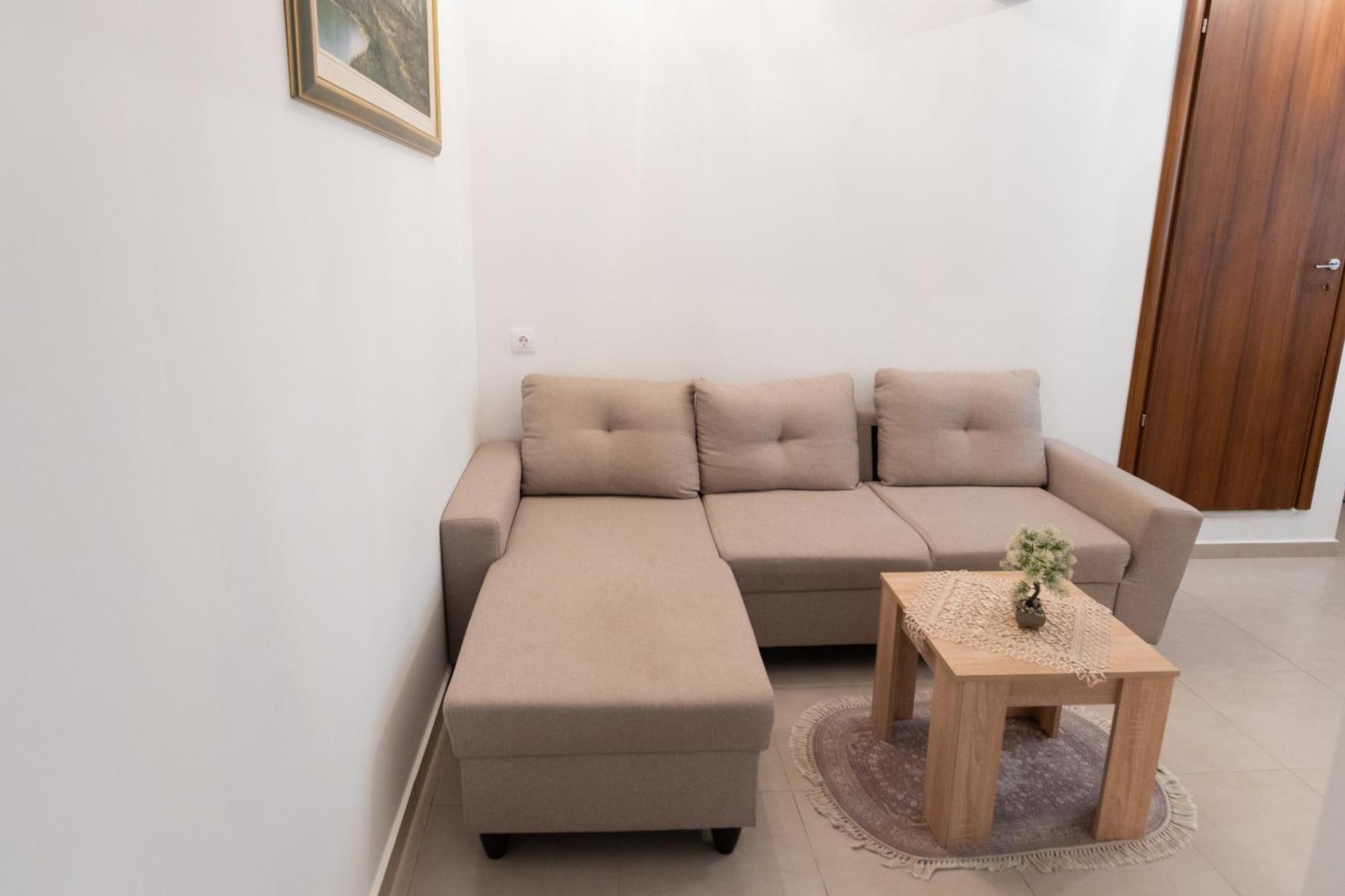 Le Floor Apartment เทสซาโลนิกิ ภายนอก รูปภาพ
